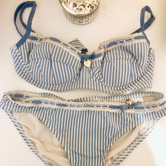 Juicy Couture Other - 🎀 Juicy Couture Striped Swimsuit Bikini